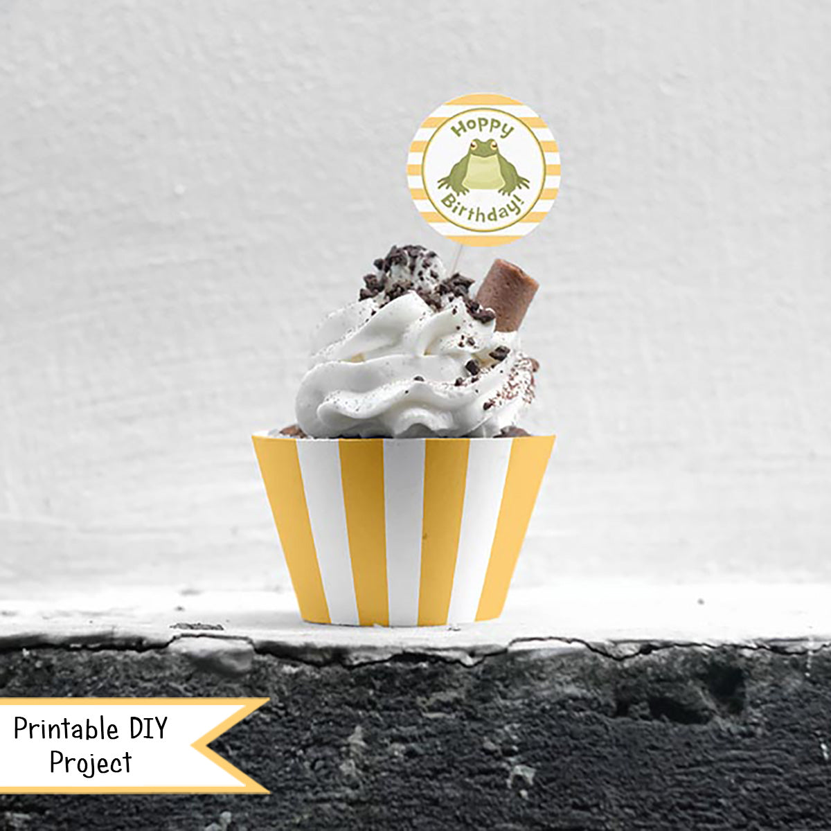 printable yellow cupcake wrapper topper